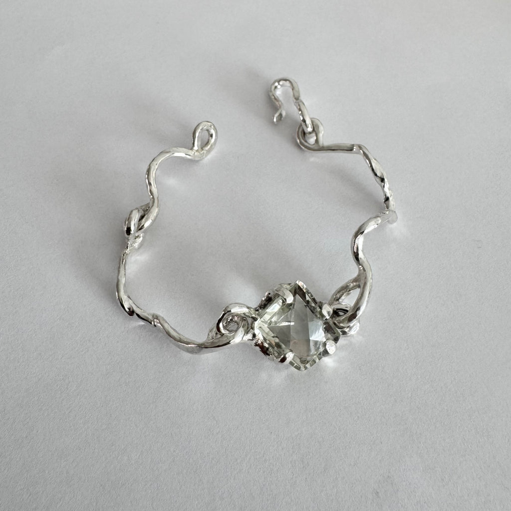 Bound bracelet – detail
