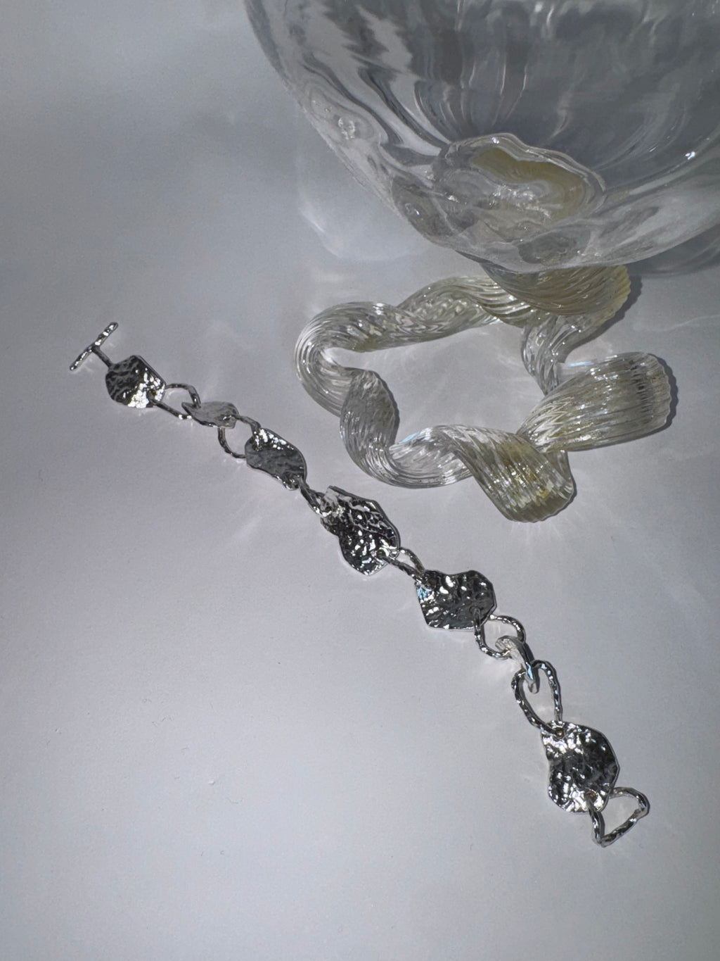 Flow bracelet