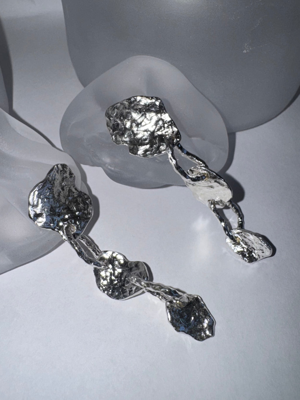 Flow long earrings