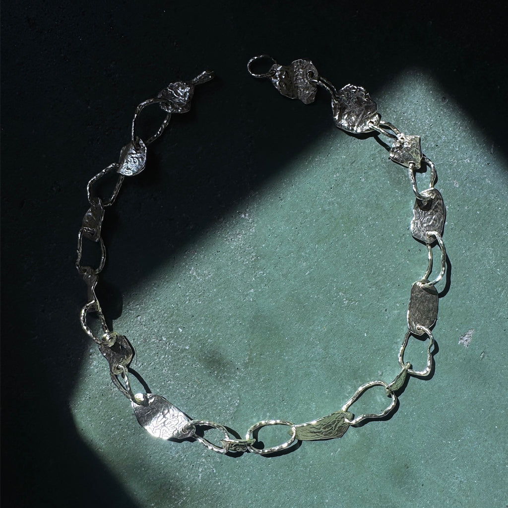 Flow necklace