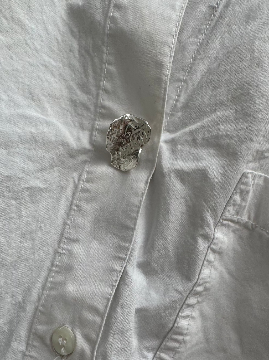 Solid accessory
