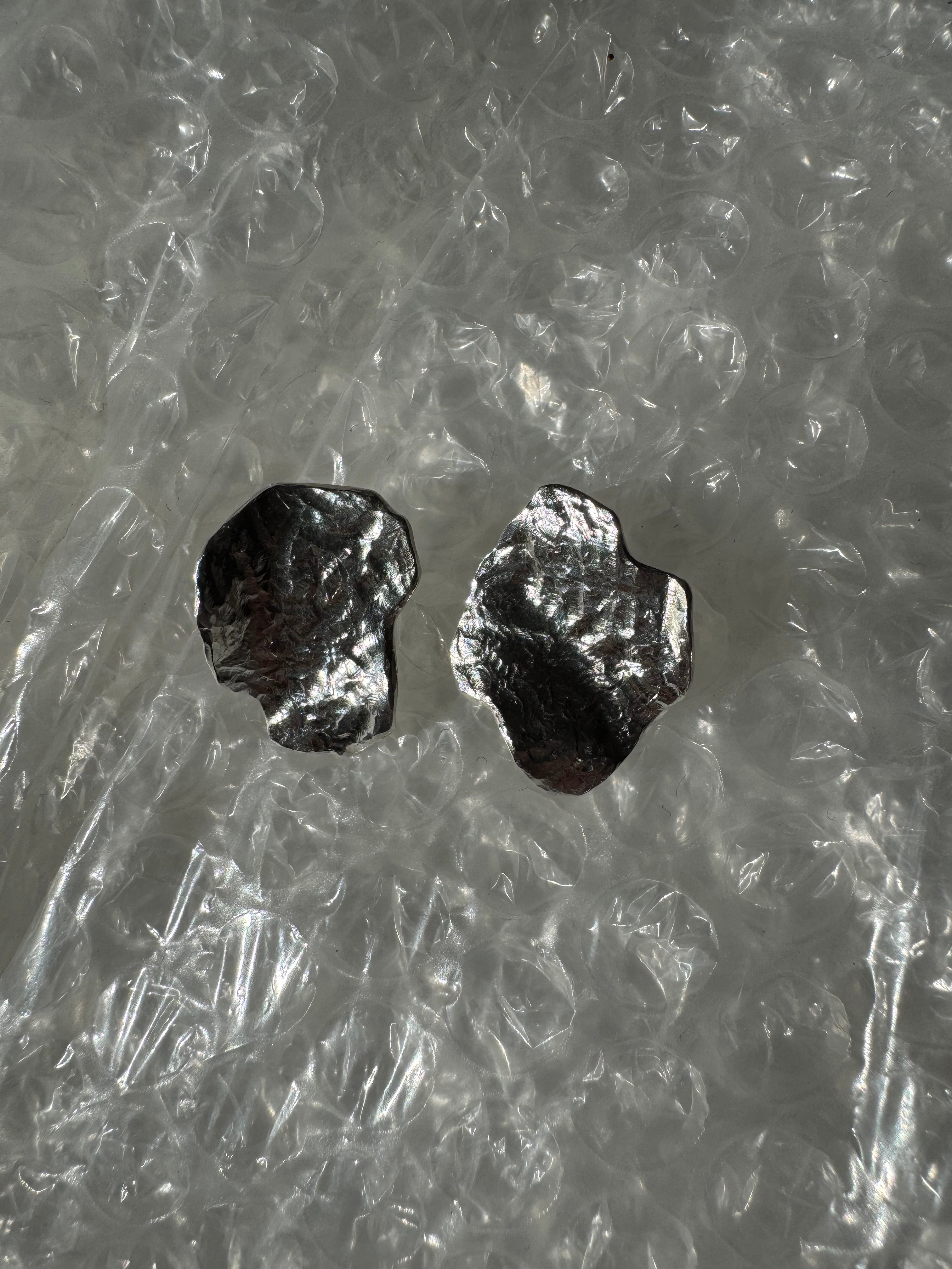 Solid earrings – close-up