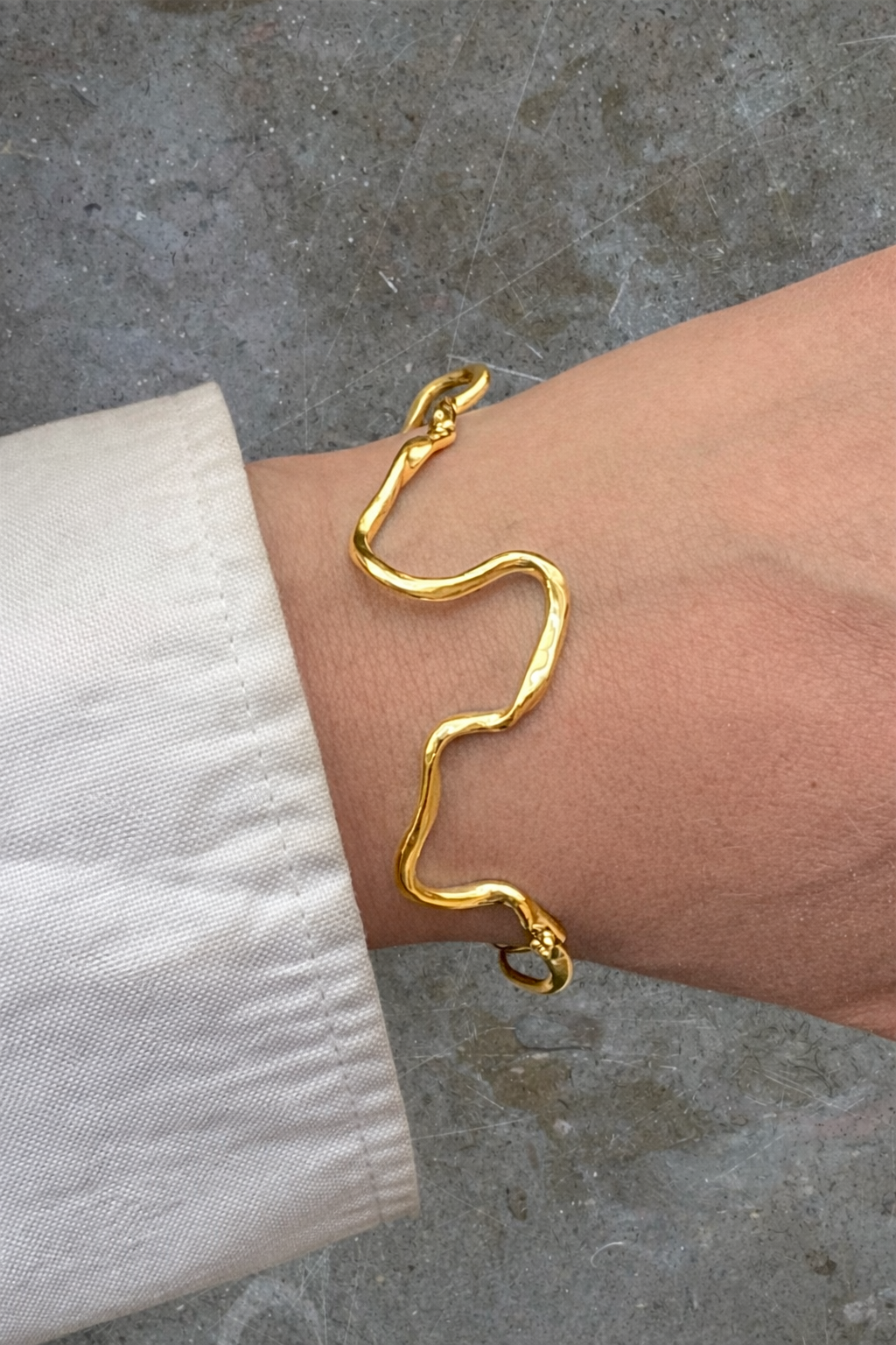 Tangle bracelet – 14 kt gold, detail